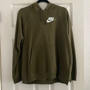 Forrest Green Nike Sweatshirt - Size L